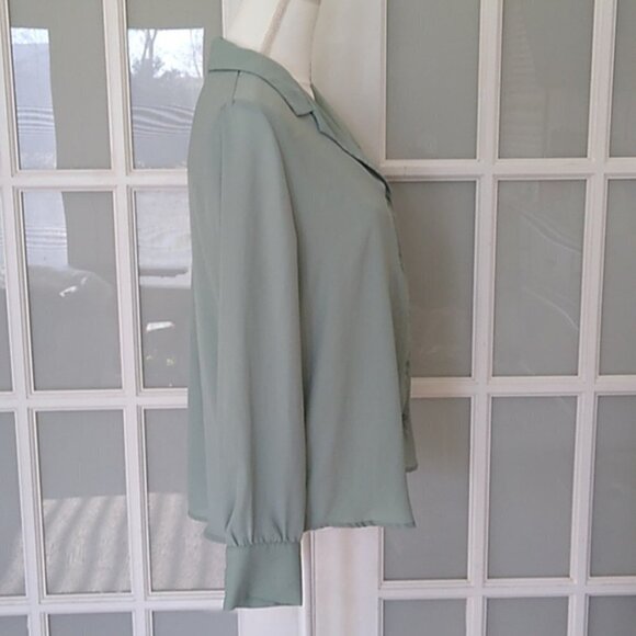 Who What Wear Long Sleeve Button Down Blouse - Picture 6 of 16